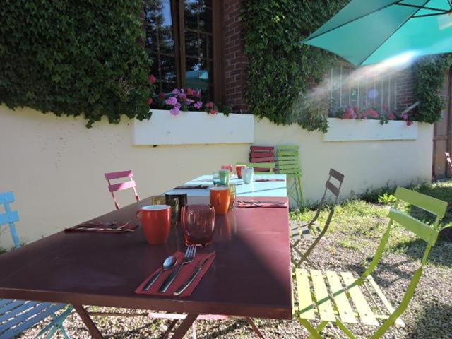 L Auberge Du Lion D Or Nanteuil-sur-Marne Kültér fotó