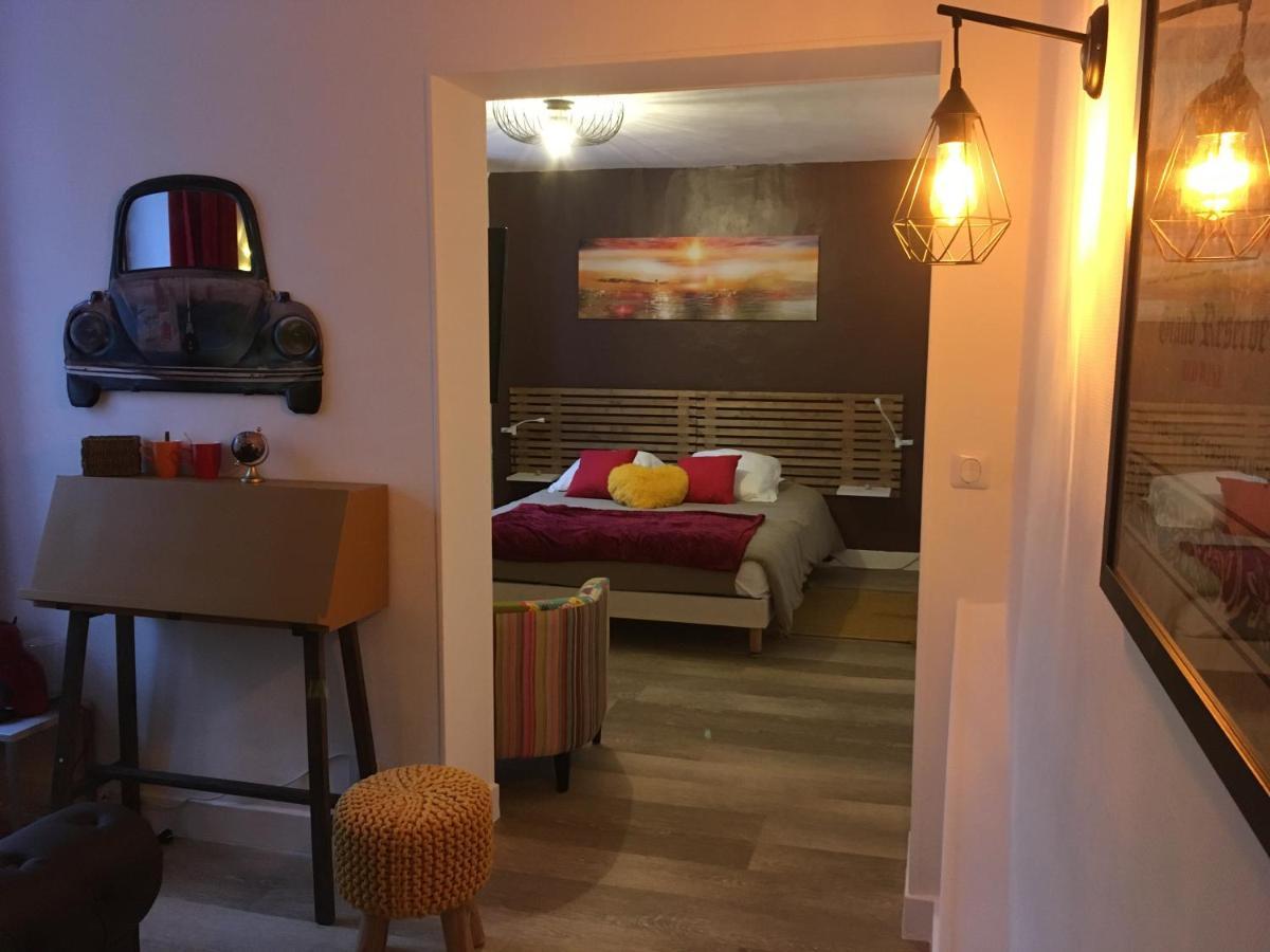 L Auberge Du Lion D Or Nanteuil-sur-Marne Kültér fotó