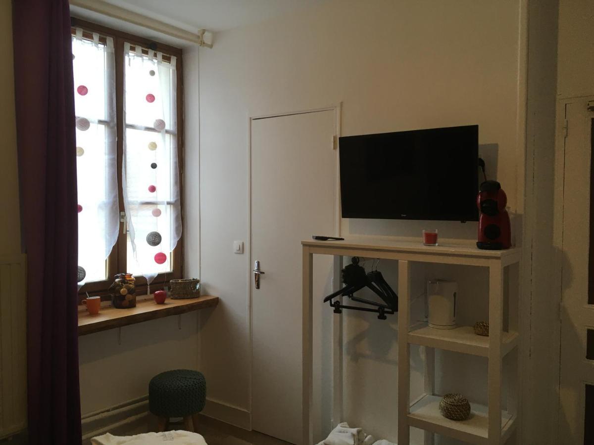 L Auberge Du Lion D Or Nanteuil-sur-Marne Kültér fotó